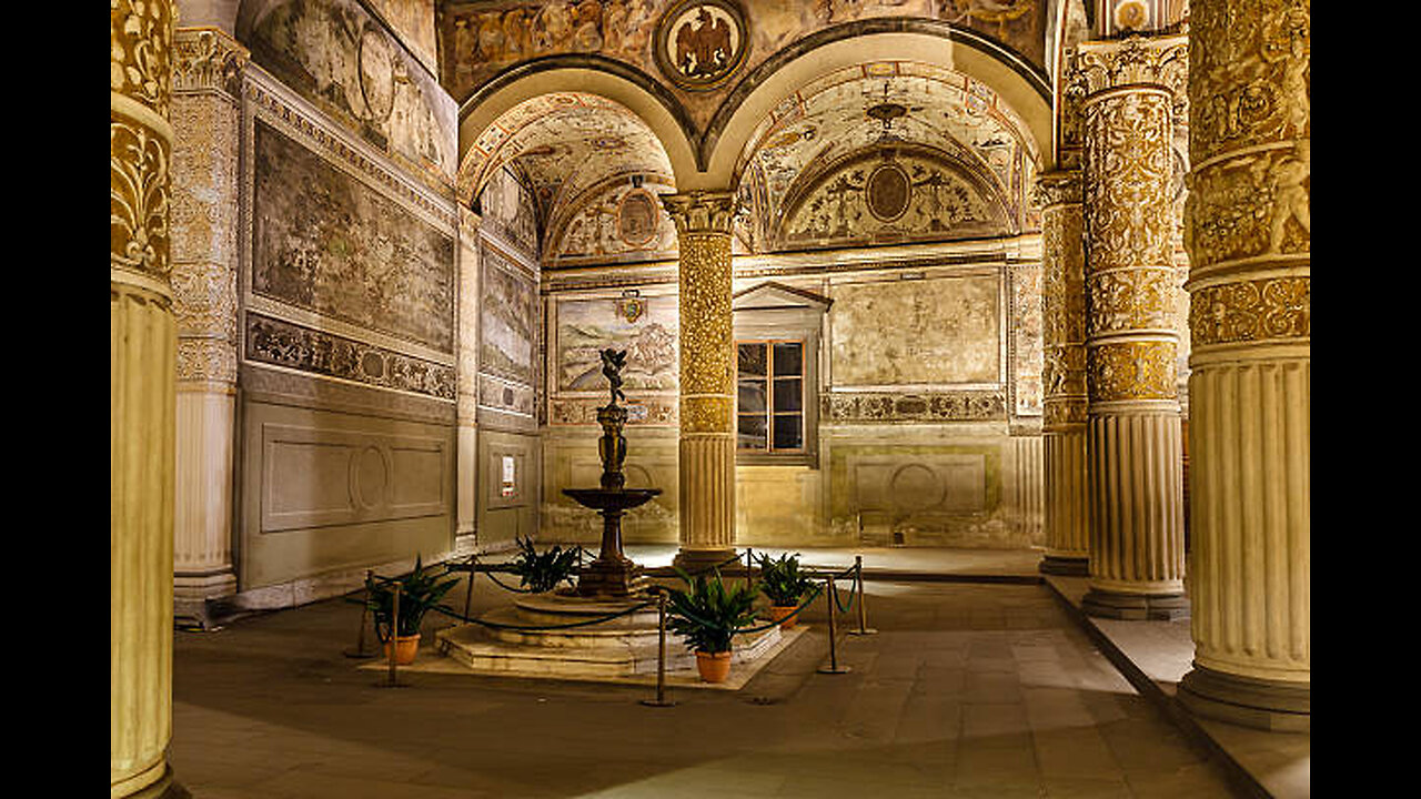 Ancient Palaces: Built with a Hammer?