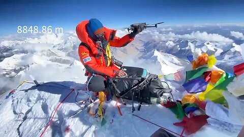 Amazing! Drone video from the top of Mount Everest.