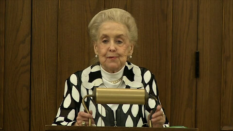 December 17, 2014 - Donna Mikels Shea Receives 'Indy PR Legend' Award