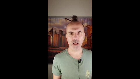 instantly stop a baby from crying! TRIGGER WARNING!