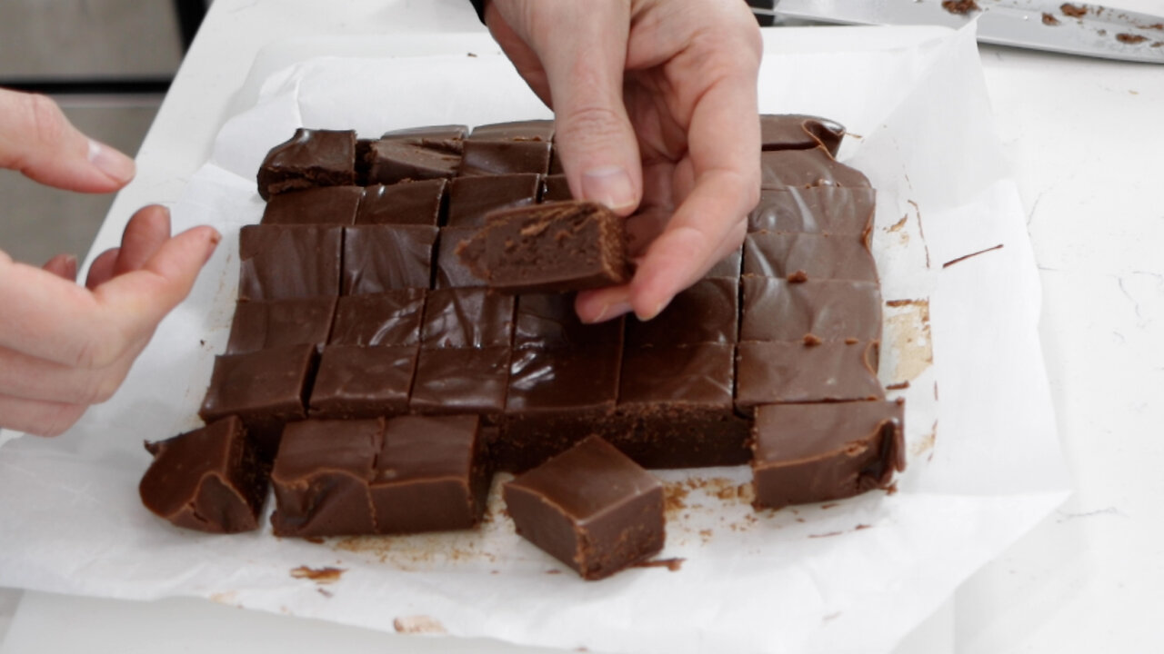 2-Ingredient Fudge