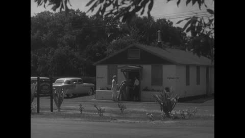 Air Force Dependents Get ... - Air Force Dependents Get Helping Hand, Orlando, Florida - 111-dd-5-57