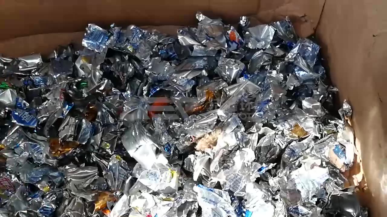 GD5 Double-Shaft Shredder EFFORTLESSLY Shreds UBC Cans!