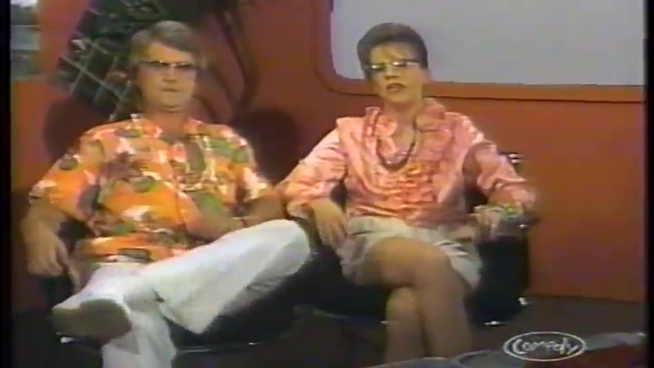 SCTV Season 1 22 World at War