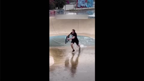 🤯‍♂️🏄‍♂️ Watch Him Ride the Skatepark on a Bodyboard! | FunFM