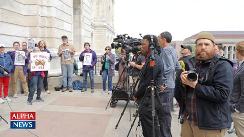 LIVE: Anti-ICE protest at the Minnesota Capitol