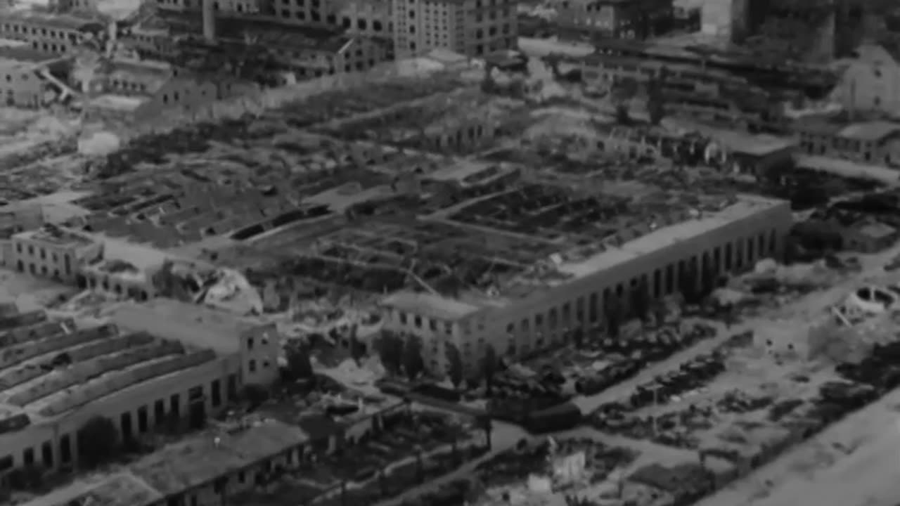 DESTRUCTION AT NUREMBURG - DESTRUCTION AT NUREMBURG - 111-adc-10506