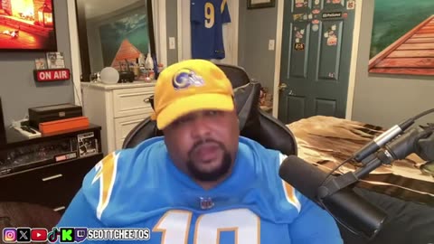 ‪ScottCheetos‬ caught lying about his age on Monkey App