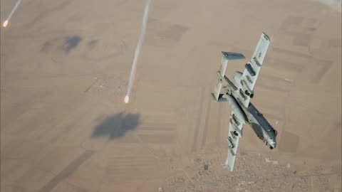 the U.S. Air Force A-10 Thunderbolt aircraft extended a “thank you” signal to the KC-135