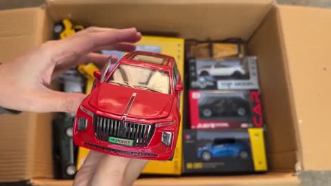 BOX FULL OF DIECAST CARS - RAV4, Toyota Yaris, Lexus LX600, Porsche, Mercedes, Van, Bus_part4