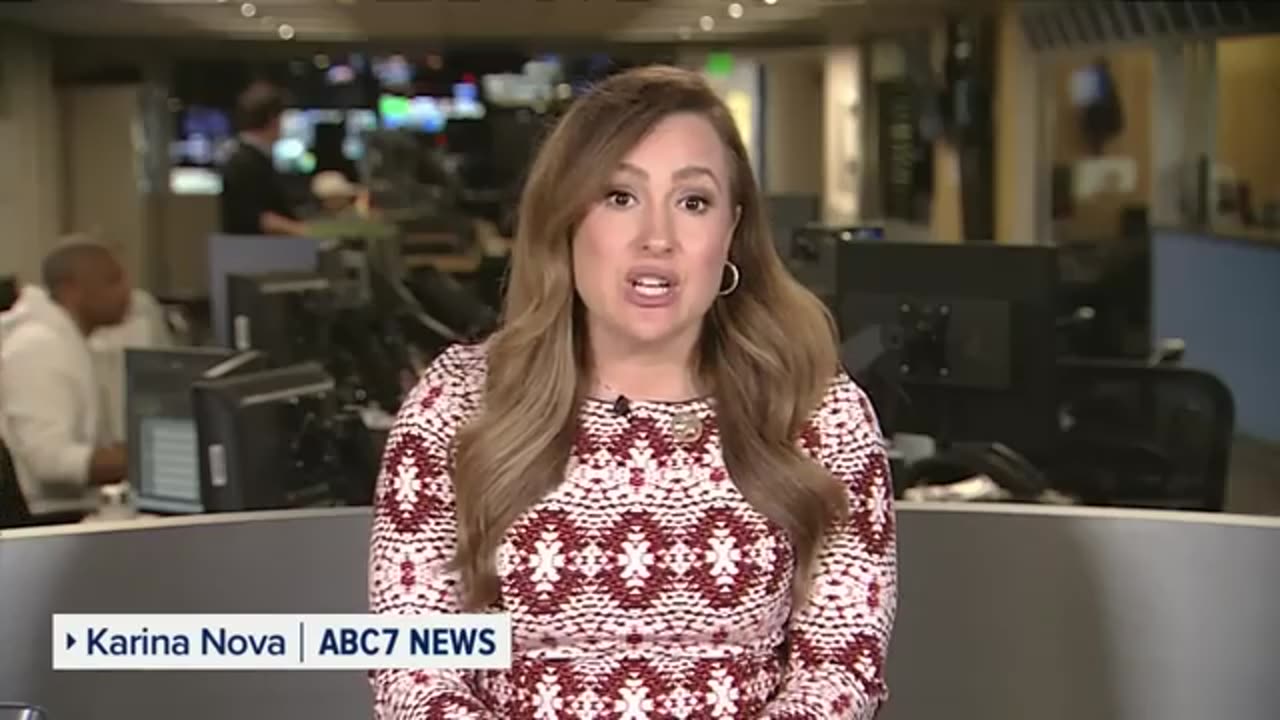 Ex-Alaska Airlines pilot who tried to cut plane's engines pleads guilty