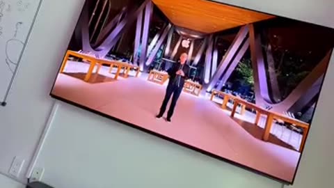 Trending: The Iphone 17 Pro is a REAL upgrade.. #carterpcs #tech #techtok #iphon