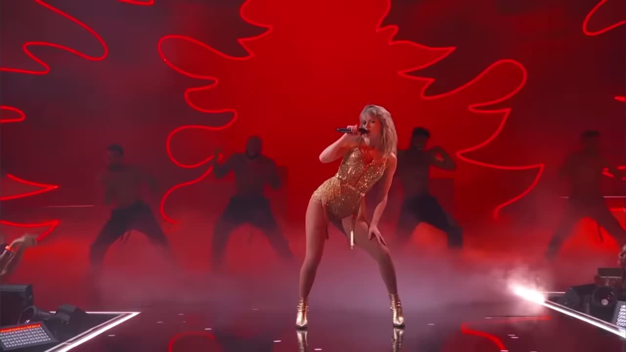 Taylor Swift - Live at the 2019 American music awards