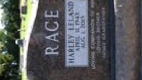 FAMOUS GRAVES - VOL. 606: HARLEY RACE