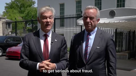 Secretary Kennedy and Newly sworn in Dr. Oz