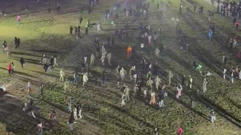 Large Group of youth fight the NG in DC at the Navy Yard
