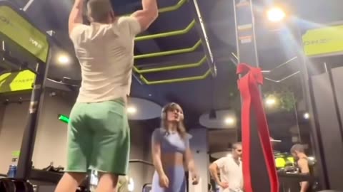 😂💪 This Bro-Centric Gym Fail is EPIC! | FunFM