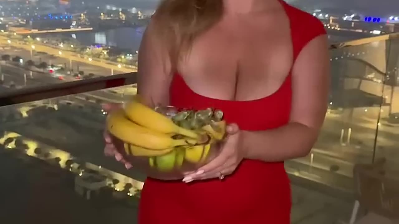 Girls Short Video 09