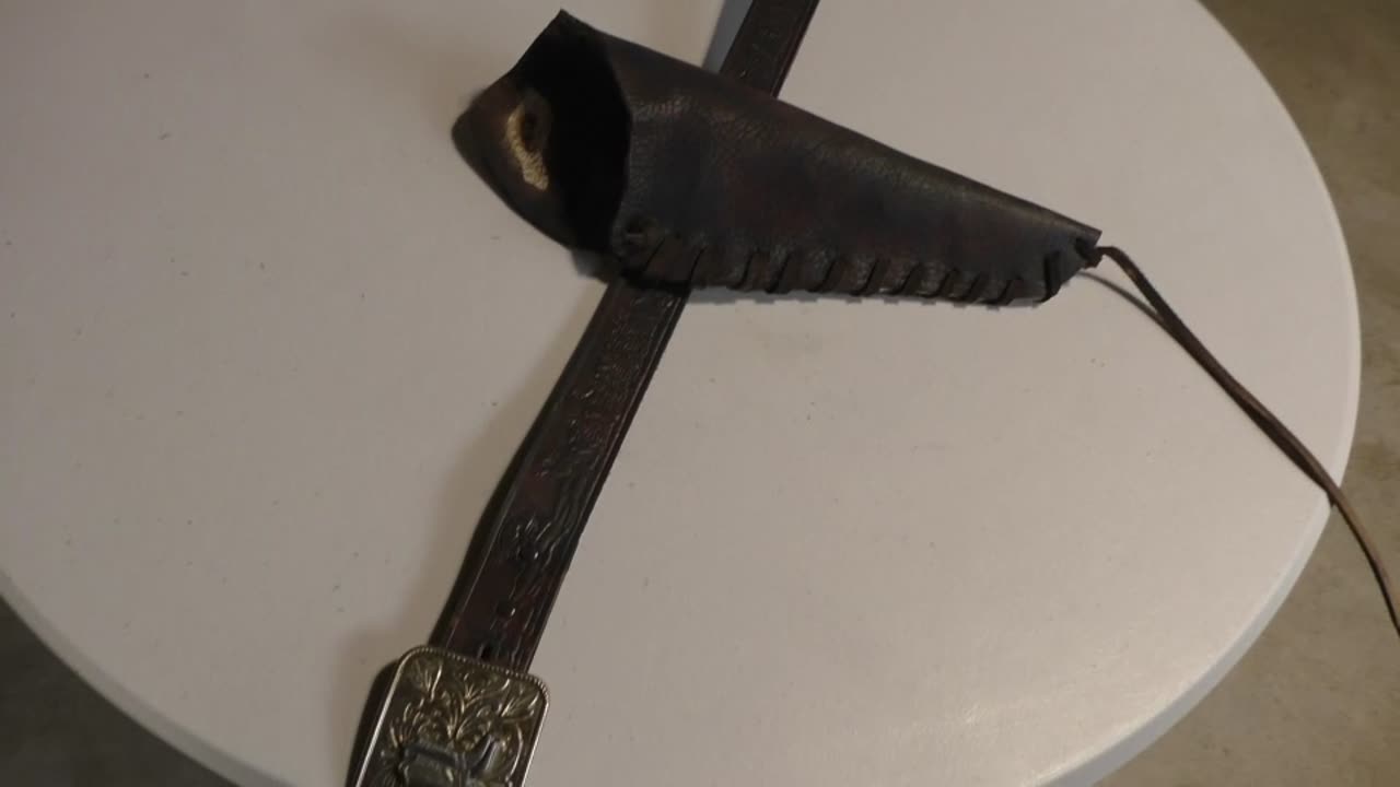 How I make 1800 series Shed antler handle knifes and sheaths.