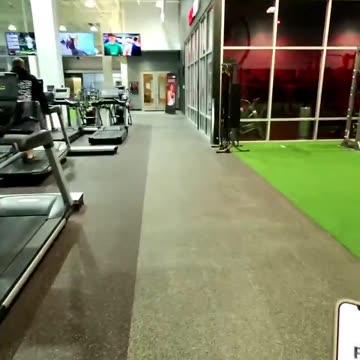 LMAO let that man get his cardio in peace