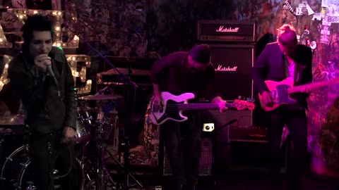 Palaye Royale live like we want to