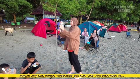 Enjoy the beautiful view of the sunrise at Taipa Beach, Indonesia