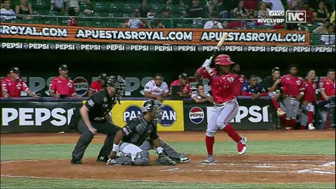 Luisangel Acuña con la casa llena