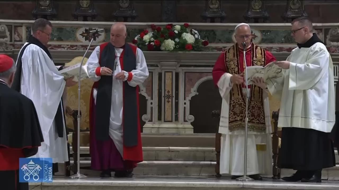 King Charles prays with Pope Leo XIV...