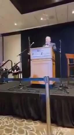 LA Sheriff leaves democrat party after 44 years to join Republican party Alex Villanueva