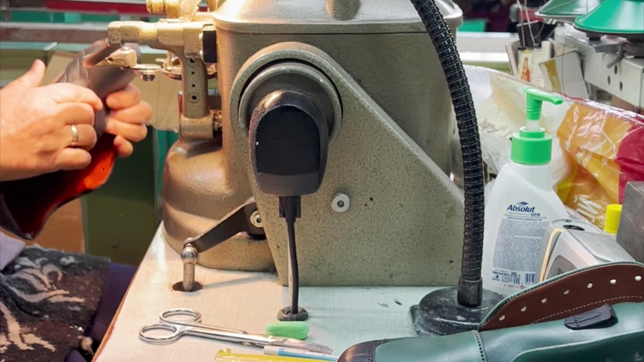 Срочный ремонт обуви в Москве — быстро, надёжно, с гарантией BLEACH.MOSCOW