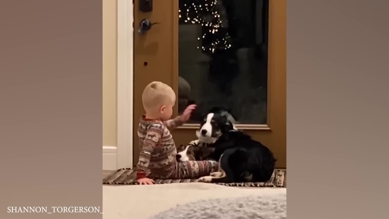 When_Your_Dog_Is_The_Most_Patient_Big_Brother_