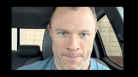 How To EAT LESS Calories & Get SKINNY Eating Whatever You Want