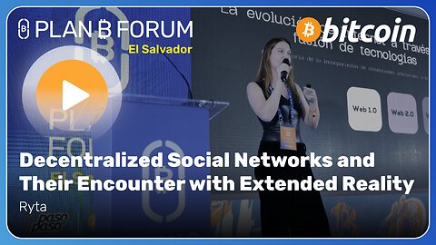 Decentralized Social Networks and Their Encounter with Extended Reality