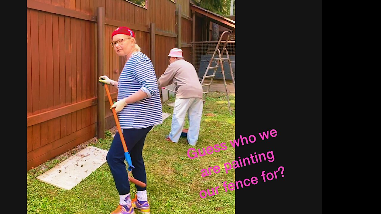 Guess who we paint for at our Lola's bar?