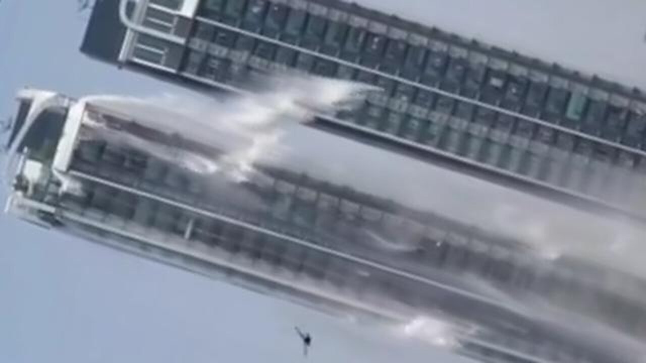7.7 Earthquake in Southeast Asia - Destruction felt in Bangkok