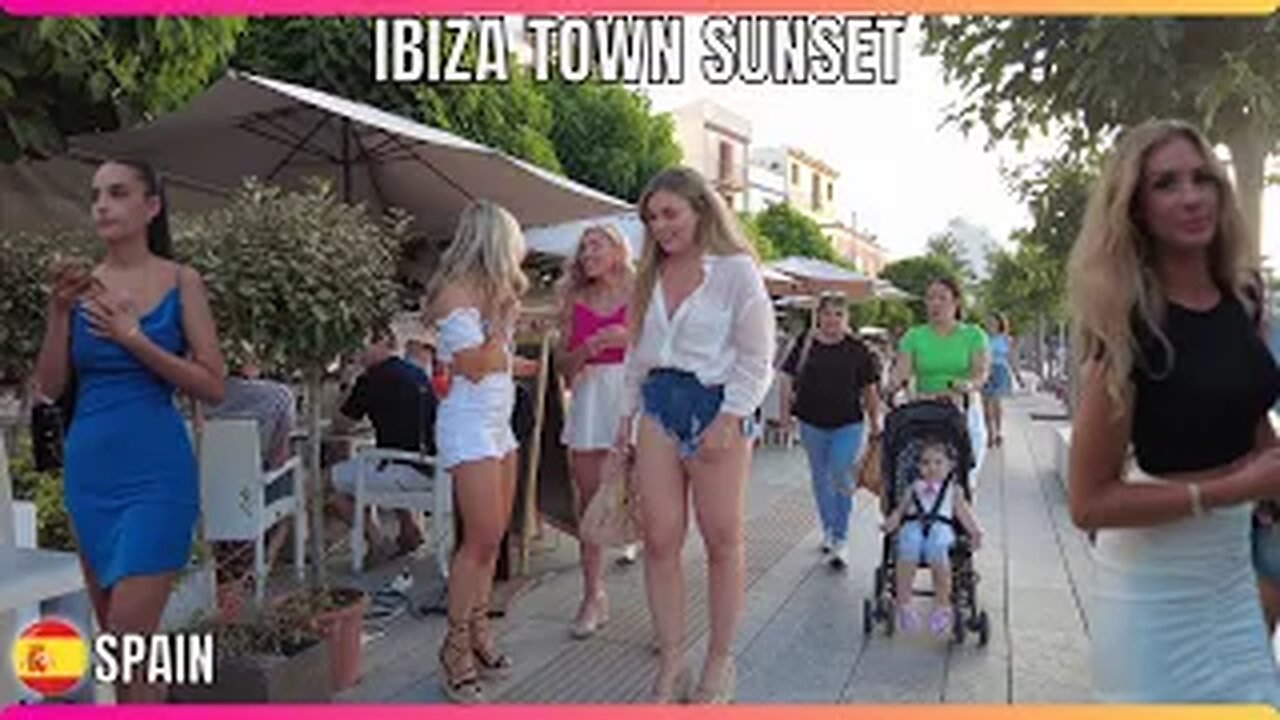 Exploring Ibiza’s Sunset – A Walking Tour You Won’t Believe! 🇪🇸