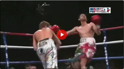 He danced like a butterfly but got stung by a bee KO'ed 6 seconds into Round 1 🤣🤣🤣