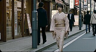 Japan Tokyo Adult Japan kimono girl Walking On the Street