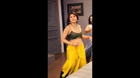 🔥 Hot 🔥 Bhabhi ji Beautiful Dancing