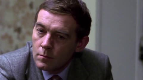 Toby Esterhase Under Investigation (Tinker, Tailor, Soldier, Spy)/A. Guinness, B. Hepton, M. Jayston