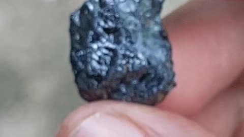 I Found a Rare Hematite Stone in My Backyard!