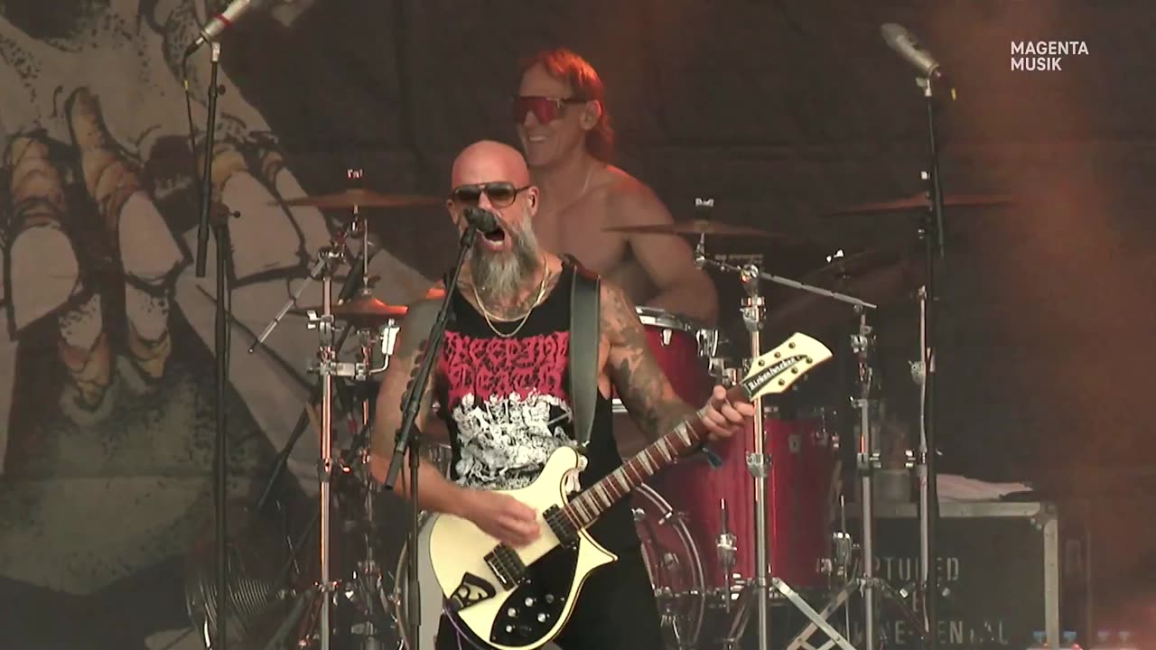 Last Word - Baroness (live)