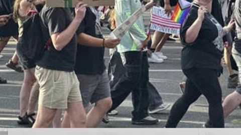 Tragedy at Utah Protest: Innocent Man Fatally Shot Amid Chaos 🚨🕊️
