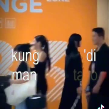 Blackpink Lisa Jennie 2025