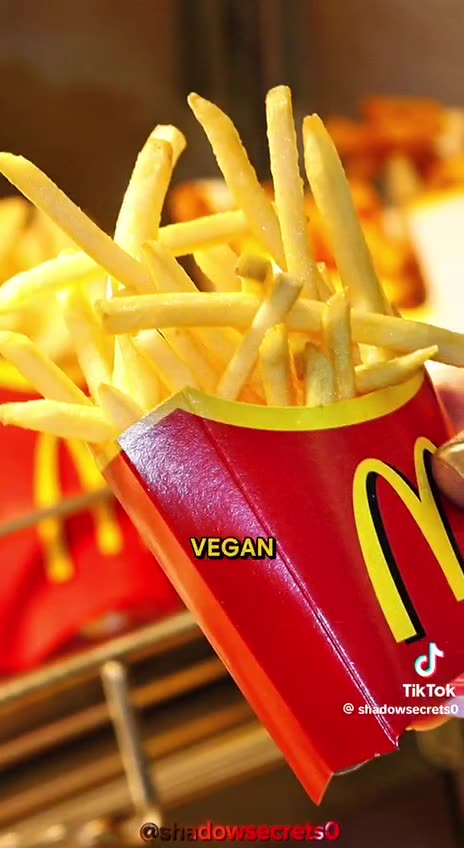 🍟 McDonalds Fries.....just how many toxic ingredients can you throw at the humble potato!?! 🤨😳🤮