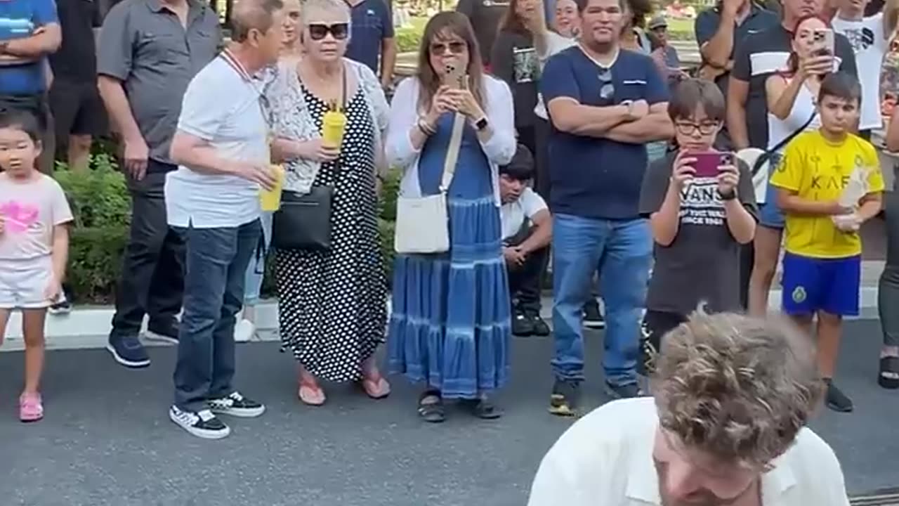 This 3 year old SINGER shocked EVERYONE ! 😱