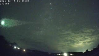 A fireball lights up the sky over New Zealand