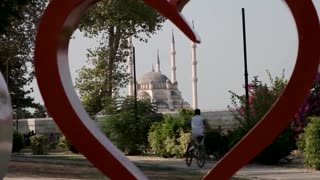 Turkey records highest-ever temperature amid 'suffocating' heat wave