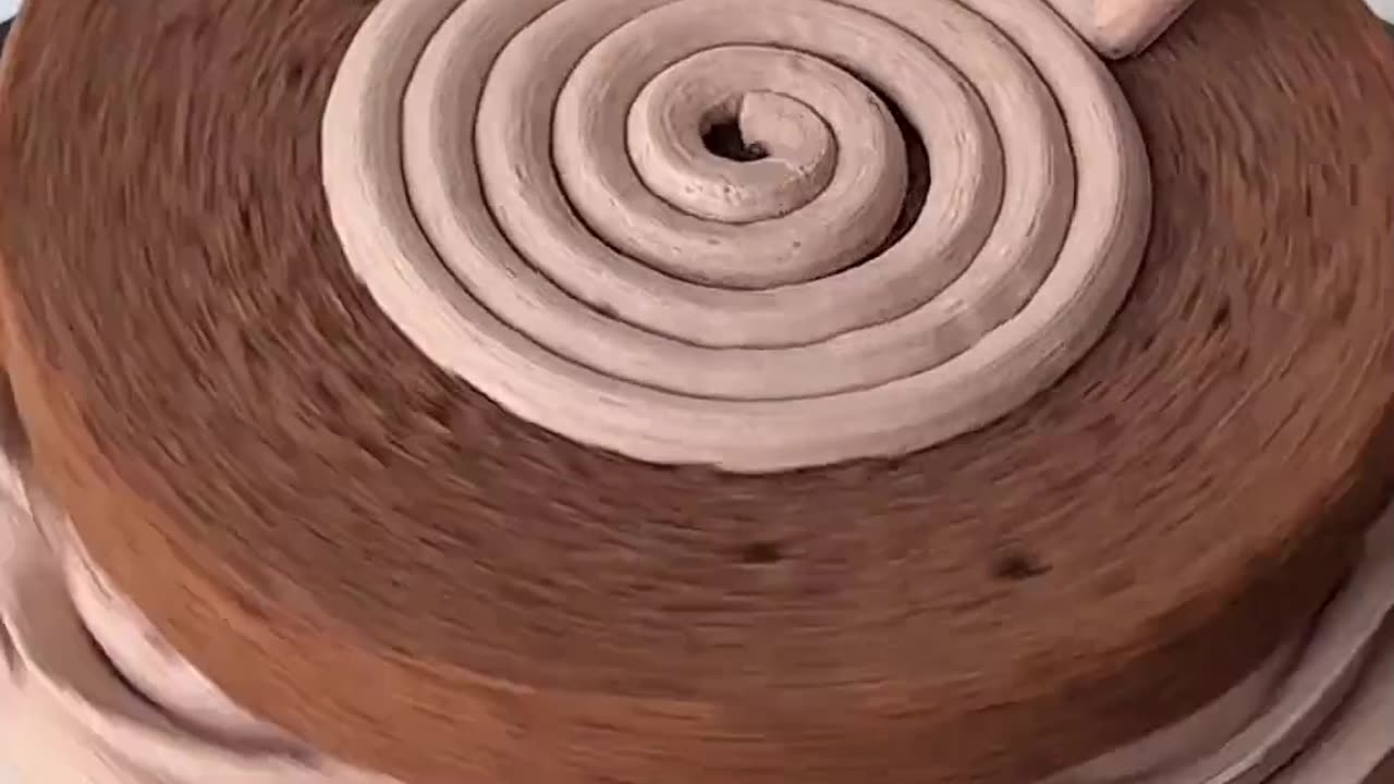 Smooth Chocolate Cake Tutorial