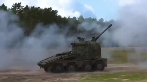 First Look: British RCH 155 Mobile Artillery System.